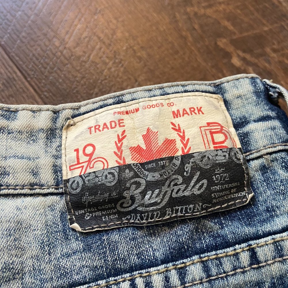 Buffalo Six-X Slim Straight Jeans -32x32 - Picture 7 of 9